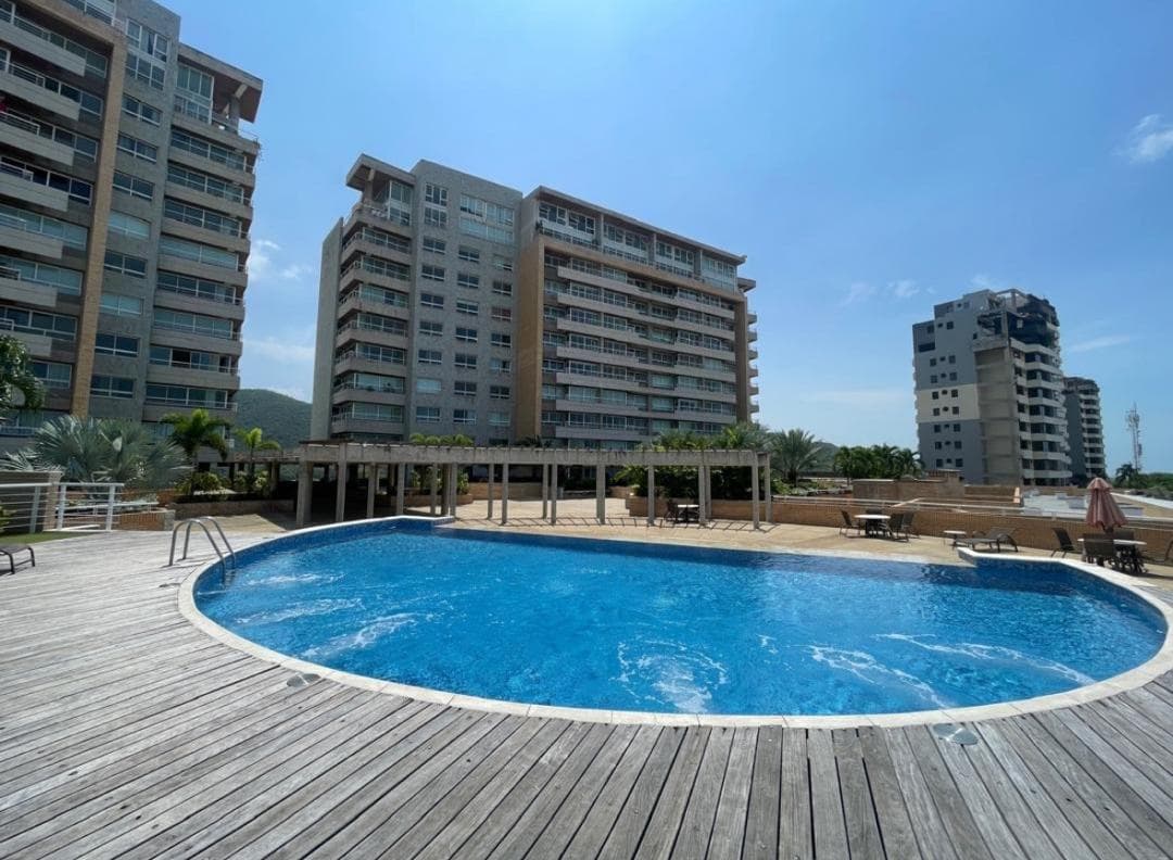 Venta apartamento Residencias Oasis, Sector Venecia.Cerro Sur 3