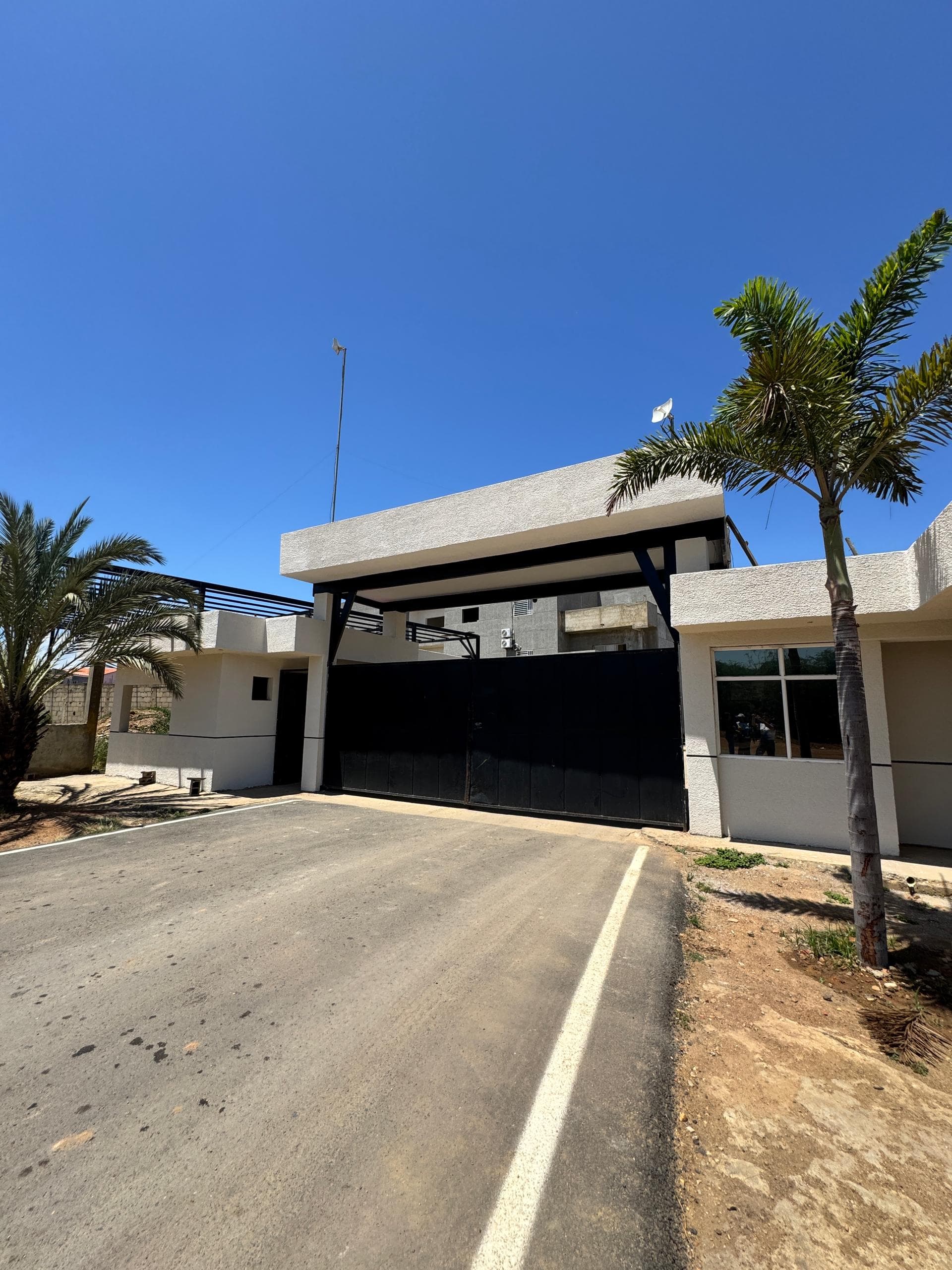 EN VENTA PROYECTO PRIMARIO EN KRISTALL PARK II.