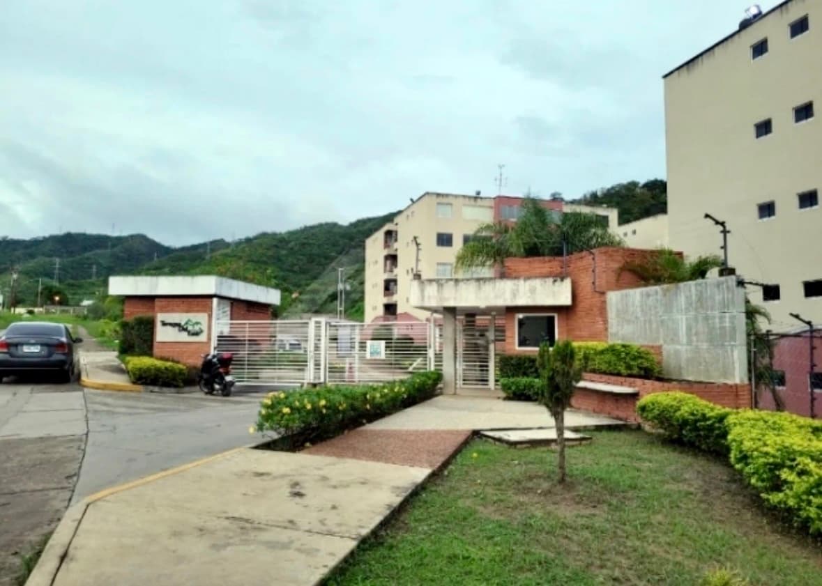 Apartamento en Venta, Res. Terrazas del Este, Puerto La Cruz